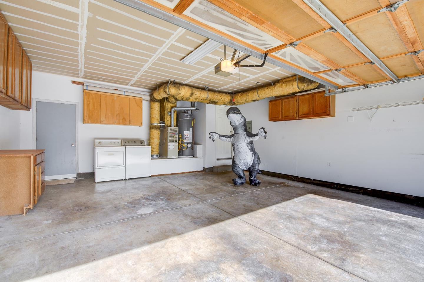 Detail Gallery Image 18 of 19 For 1013 Woodside Rd, Redwood City,  CA 94061 - 3 Beds | 2/1 Baths