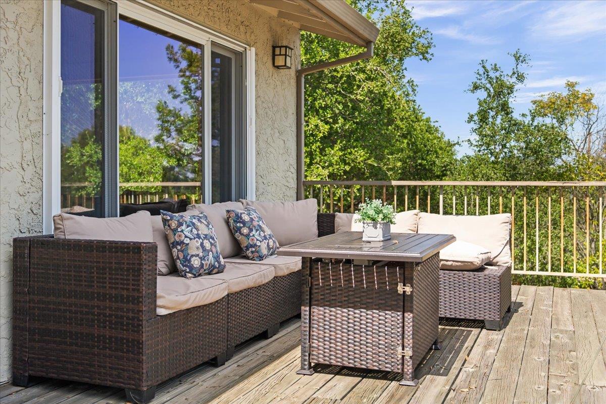 Detail Gallery Image 20 of 31 For 22213 Quinterno Ct, Cupertino,  CA 95014 - 4 Beds | 3 Baths