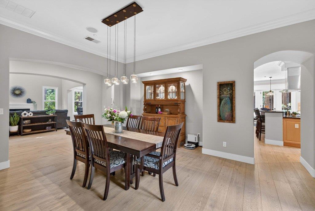 Detail Gallery Image 15 of 69 For 121 Palomino Way, Santa Cruz,  CA 95060 - 4 Beds | 4/1 Baths