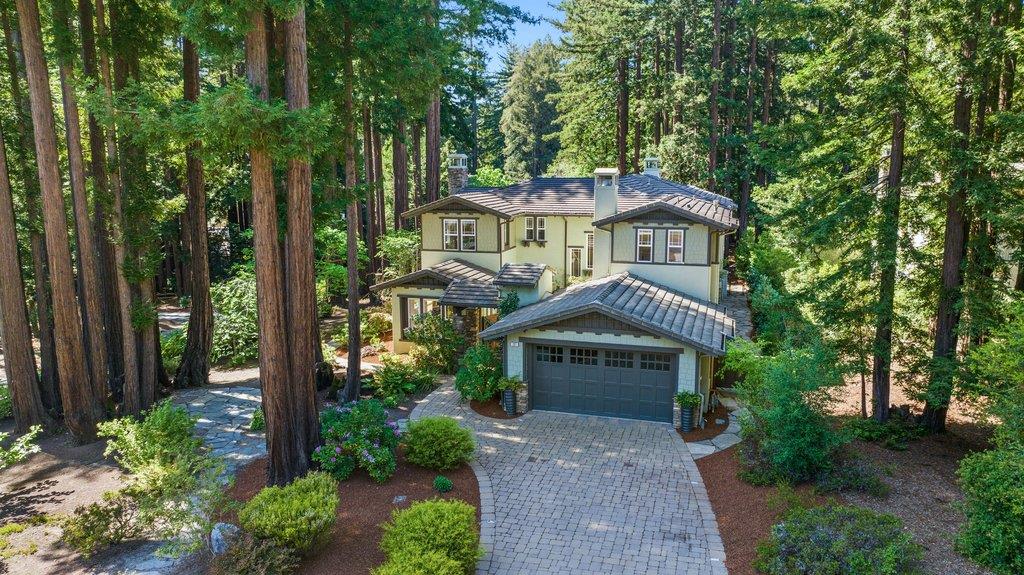 Detail Gallery Image 3 of 69 For 121 Palomino Way, Santa Cruz,  CA 95060 - 4 Beds | 4/1 Baths