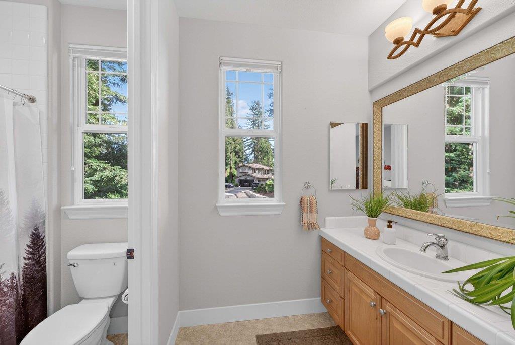 Detail Gallery Image 51 of 69 For 121 Palomino Way, Santa Cruz,  CA 95060 - 4 Beds | 4/1 Baths