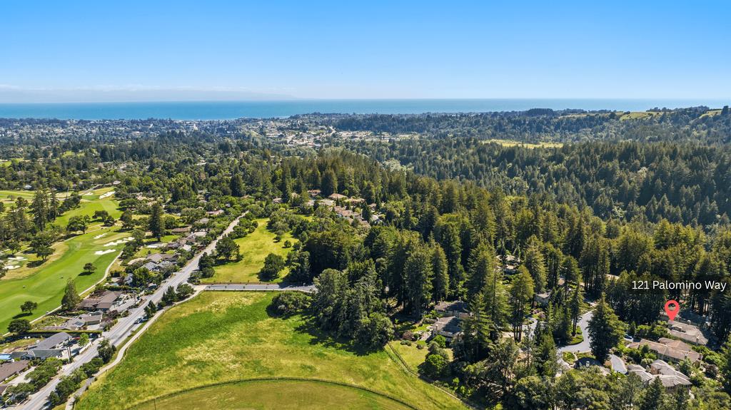 Detail Gallery Image 8 of 69 For 121 Palomino Way, Santa Cruz,  CA 95060 - 4 Beds | 4/1 Baths