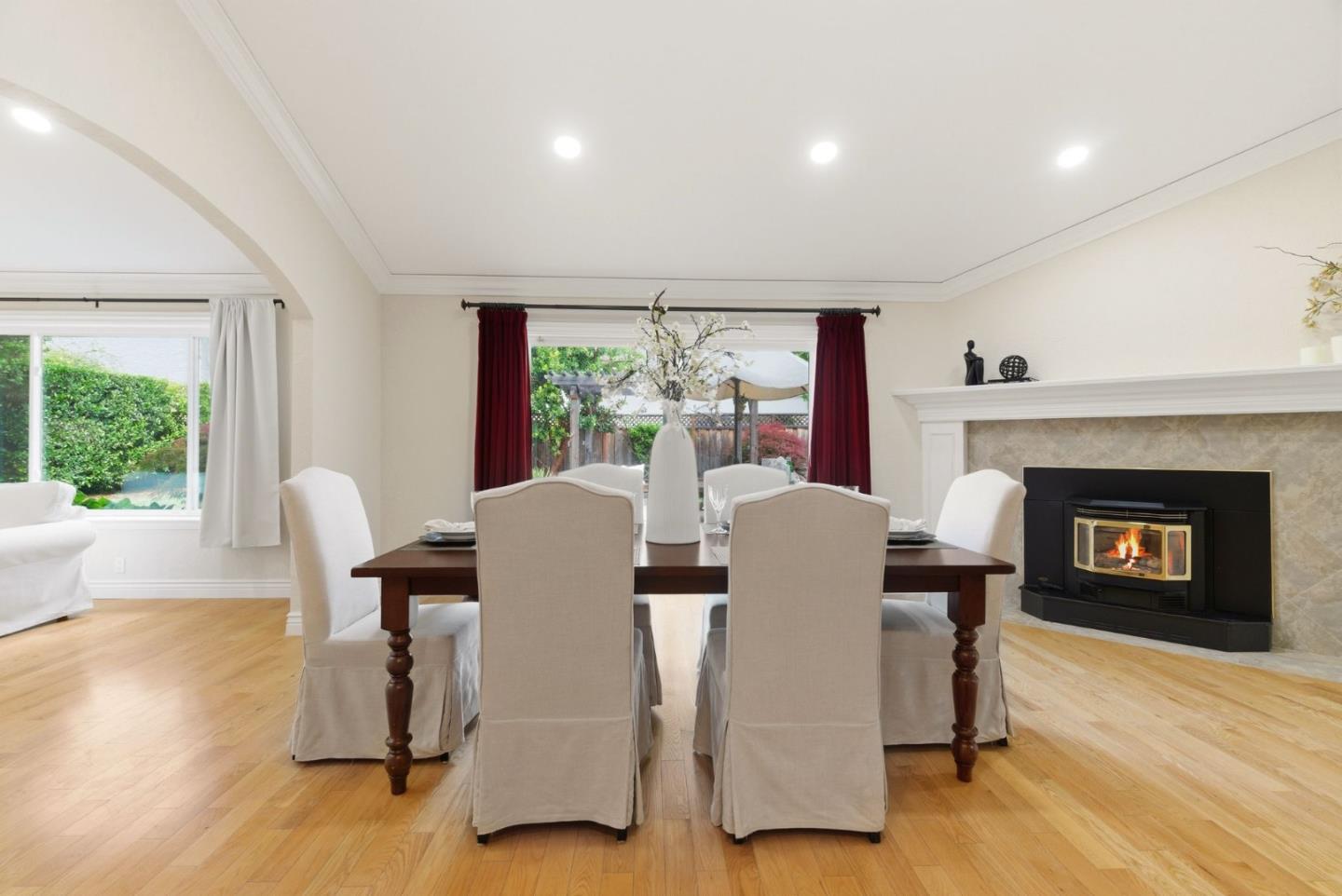 Detail Gallery Image 9 of 54 For 1007 Howard Ave, Gilroy,  CA 95020 - 3 Beds | 2 Baths