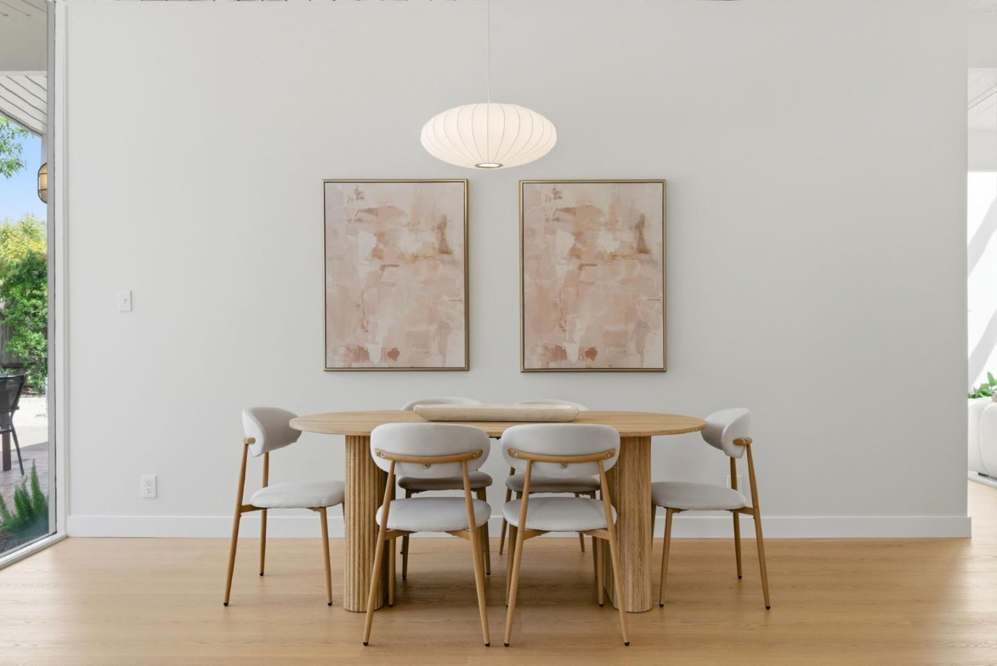 Detail Gallery Image 11 of 44 For 1157 Regia Ct, Sunnyvale,  CA 94087 - 4 Beds | 3 Baths