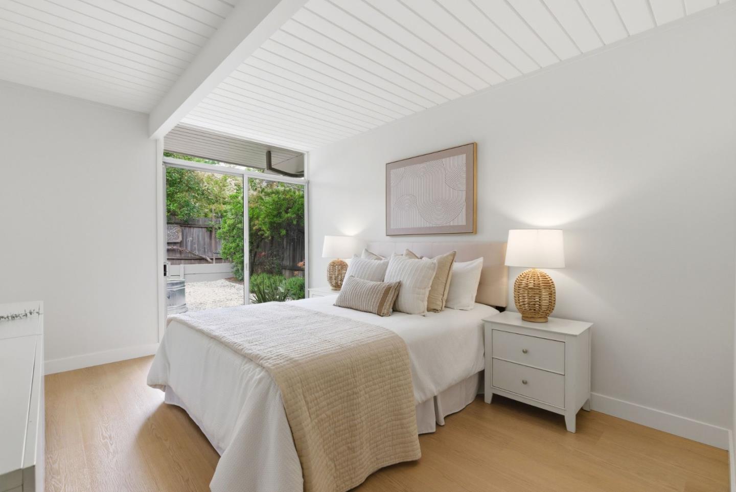 Detail Gallery Image 29 of 44 For 1157 Regia Ct, Sunnyvale,  CA 94087 - 4 Beds | 3 Baths