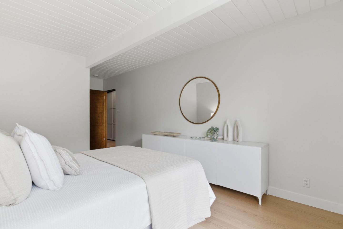 Detail Gallery Image 30 of 44 For 1157 Regia Ct, Sunnyvale,  CA 94087 - 4 Beds | 3 Baths