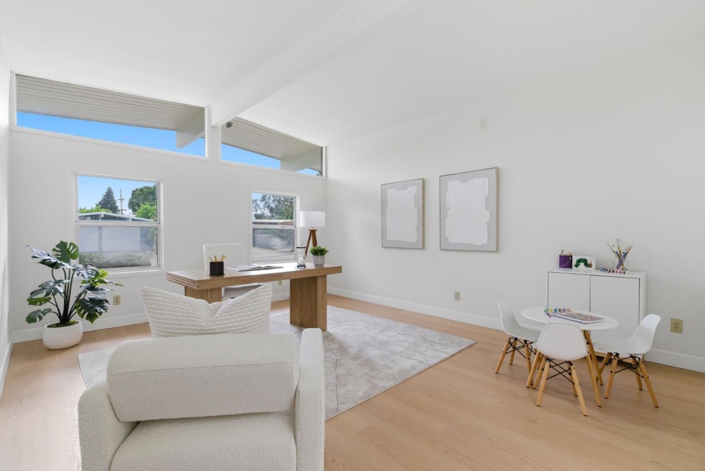 Detail Gallery Image 37 of 44 For 1157 Regia Ct, Sunnyvale,  CA 94087 - 4 Beds | 3 Baths