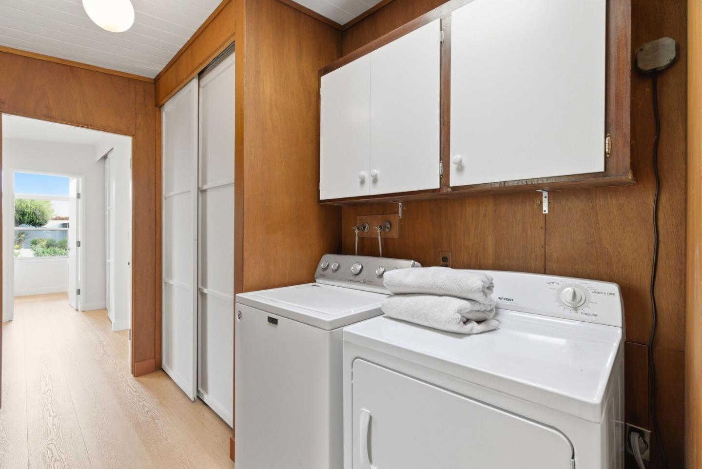 Detail Gallery Image 42 of 44 For 1157 Regia Ct, Sunnyvale,  CA 94087 - 4 Beds | 3 Baths