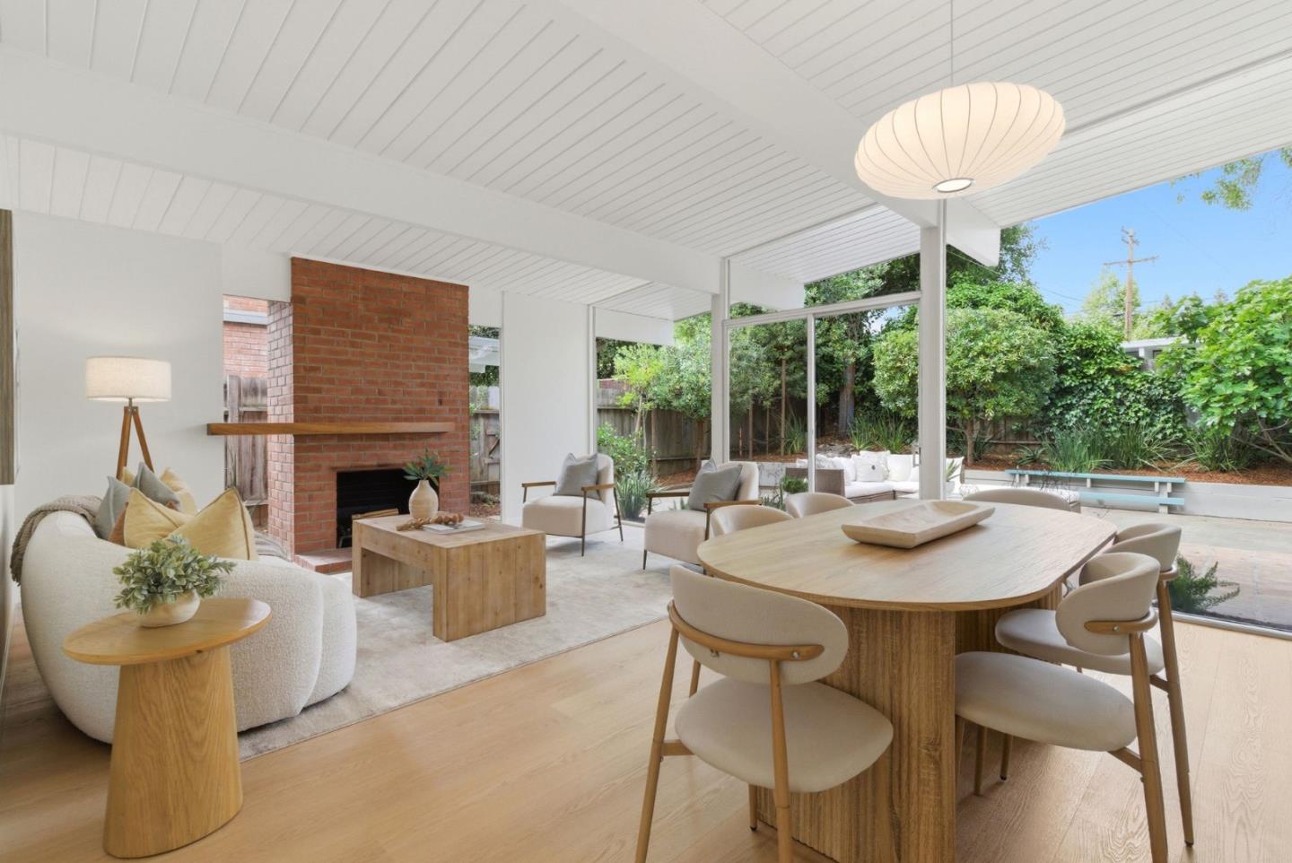 Detail Gallery Image 9 of 44 For 1157 Regia Ct, Sunnyvale,  CA 94087 - 4 Beds | 3 Baths