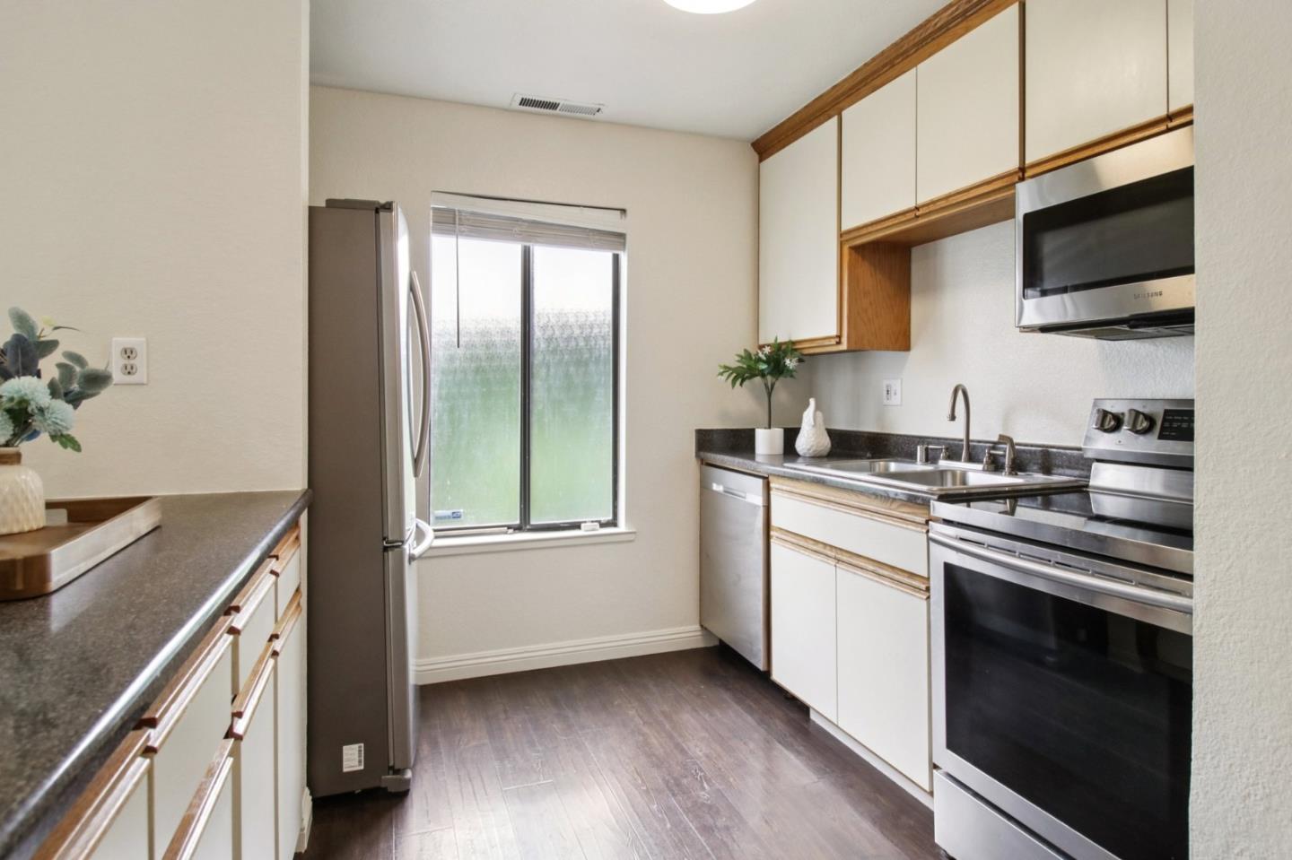 Photo #11: ML82043041 Listing: Photo #11