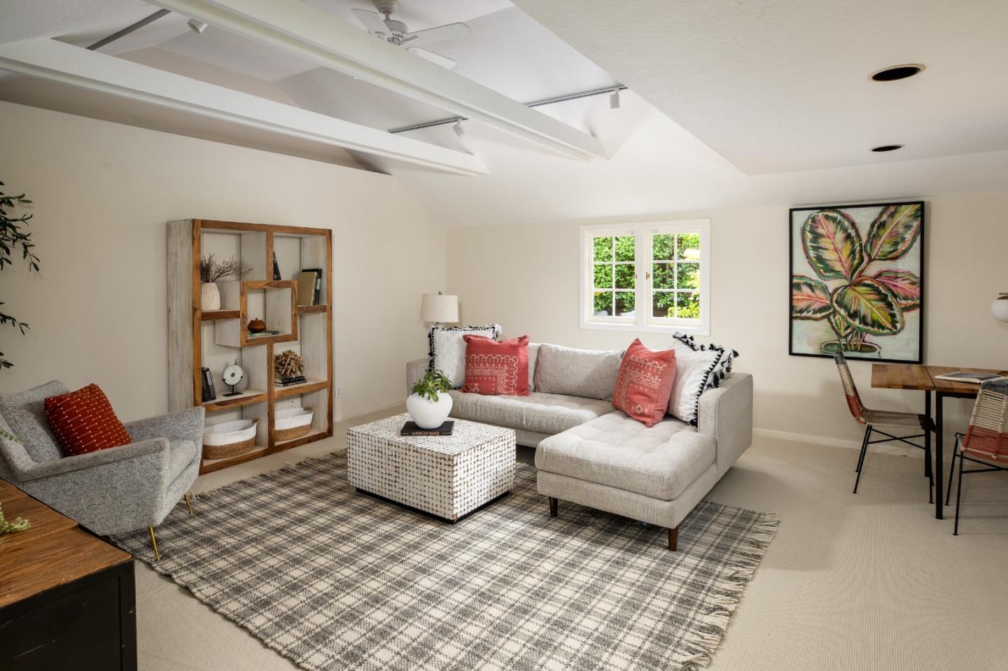 Detail Gallery Image 20 of 52 For 1880 Fulton St, Palo Alto,  CA 94303 - 4 Beds | 3 Baths