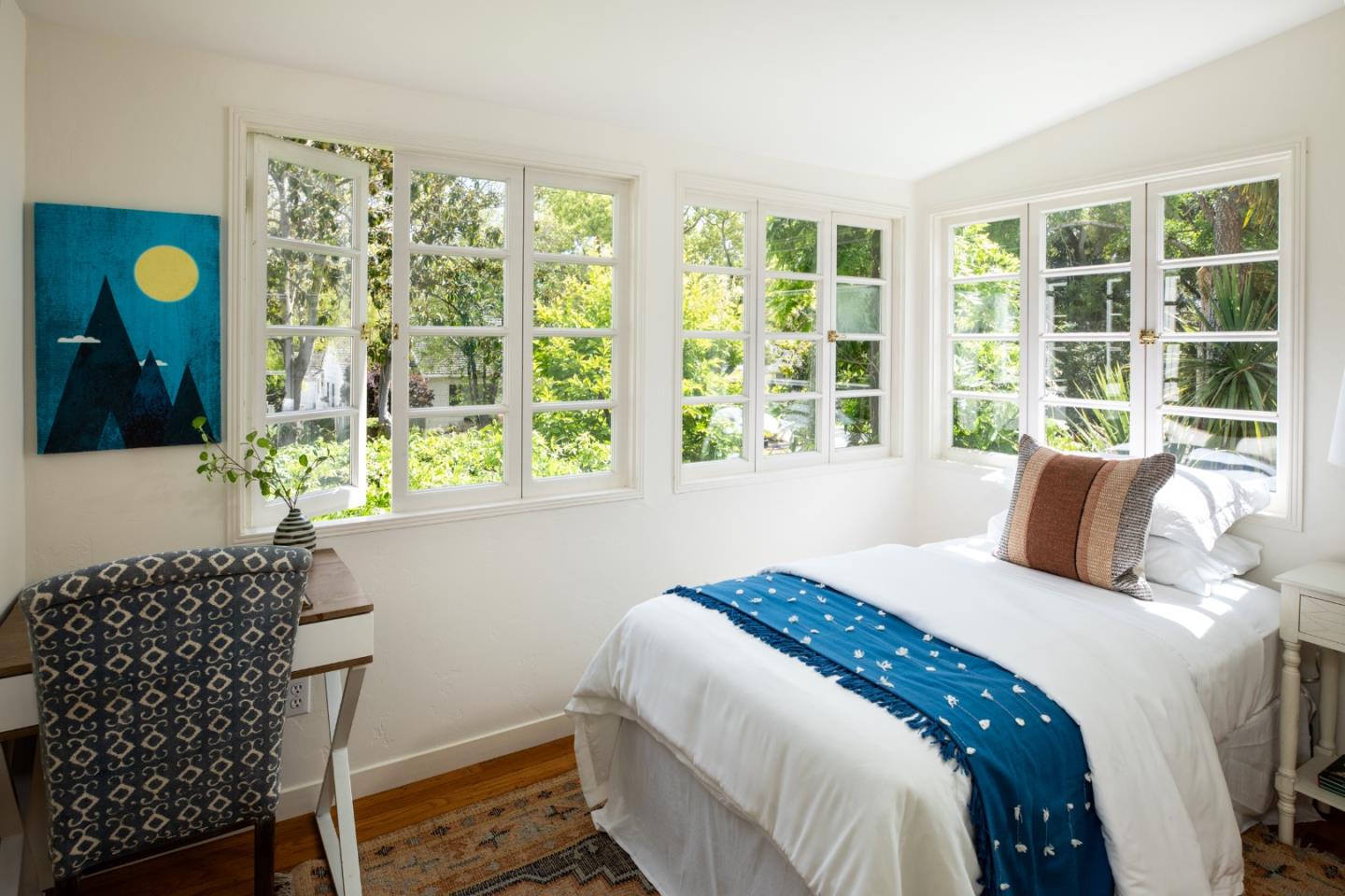 Detail Gallery Image 31 of 52 For 1880 Fulton St, Palo Alto,  CA 94303 - 4 Beds | 3 Baths