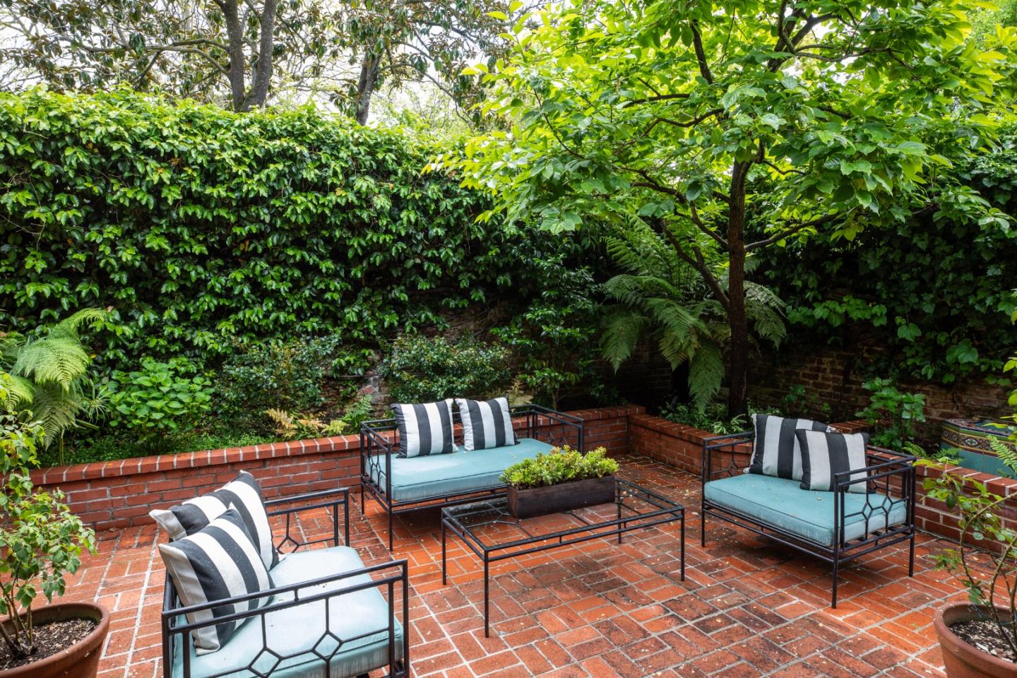 Detail Gallery Image 37 of 52 For 1880 Fulton St, Palo Alto,  CA 94303 - 4 Beds | 3 Baths