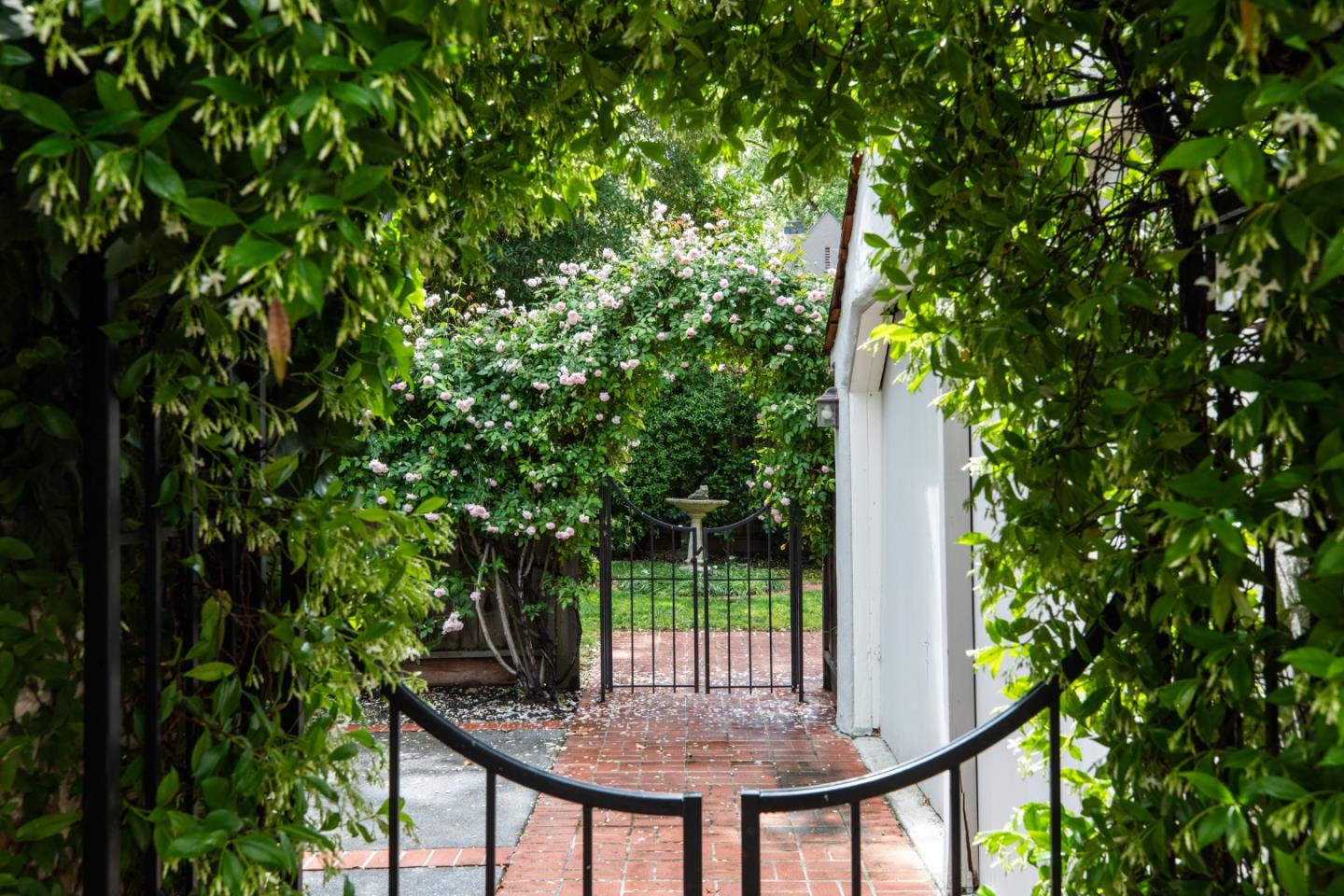 Detail Gallery Image 45 of 52 For 1880 Fulton St, Palo Alto,  CA 94303 - 4 Beds | 3 Baths