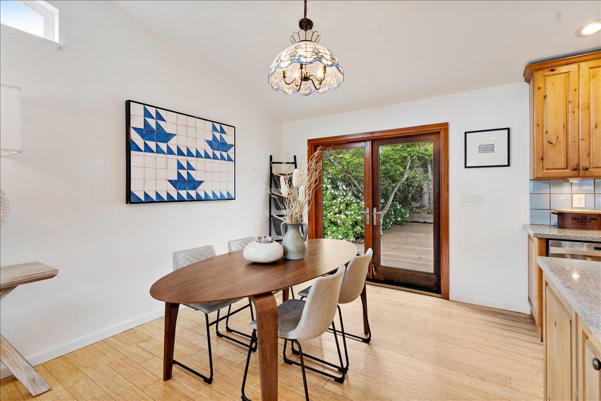 Detail Gallery Image 13 of 36 For 735 Eaton St, Santa Cruz,  CA 95062 - 2 Beds | 1/1 Baths
