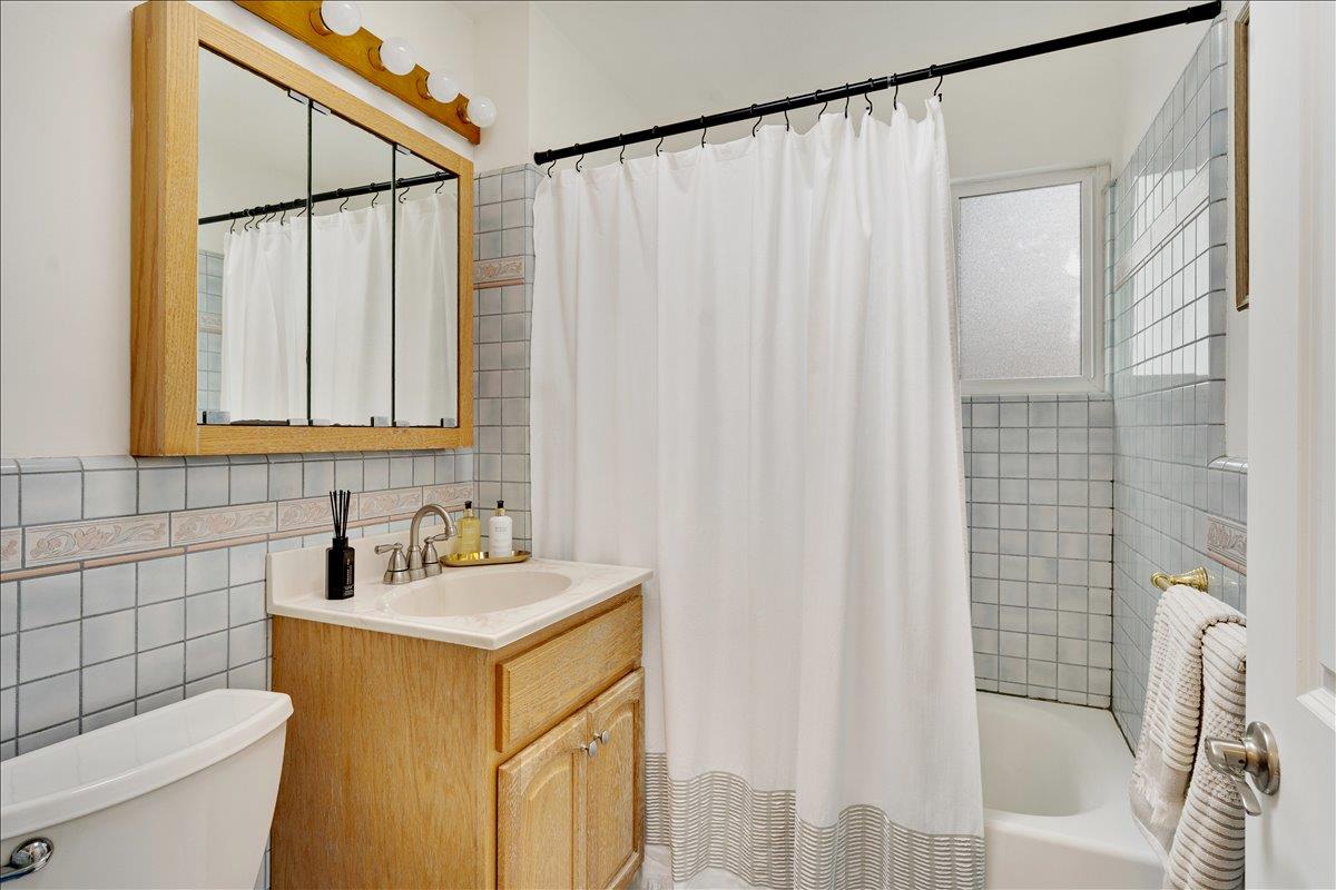 Detail Gallery Image 19 of 36 For 735 Eaton St, Santa Cruz,  CA 95062 - 2 Beds | 1/1 Baths