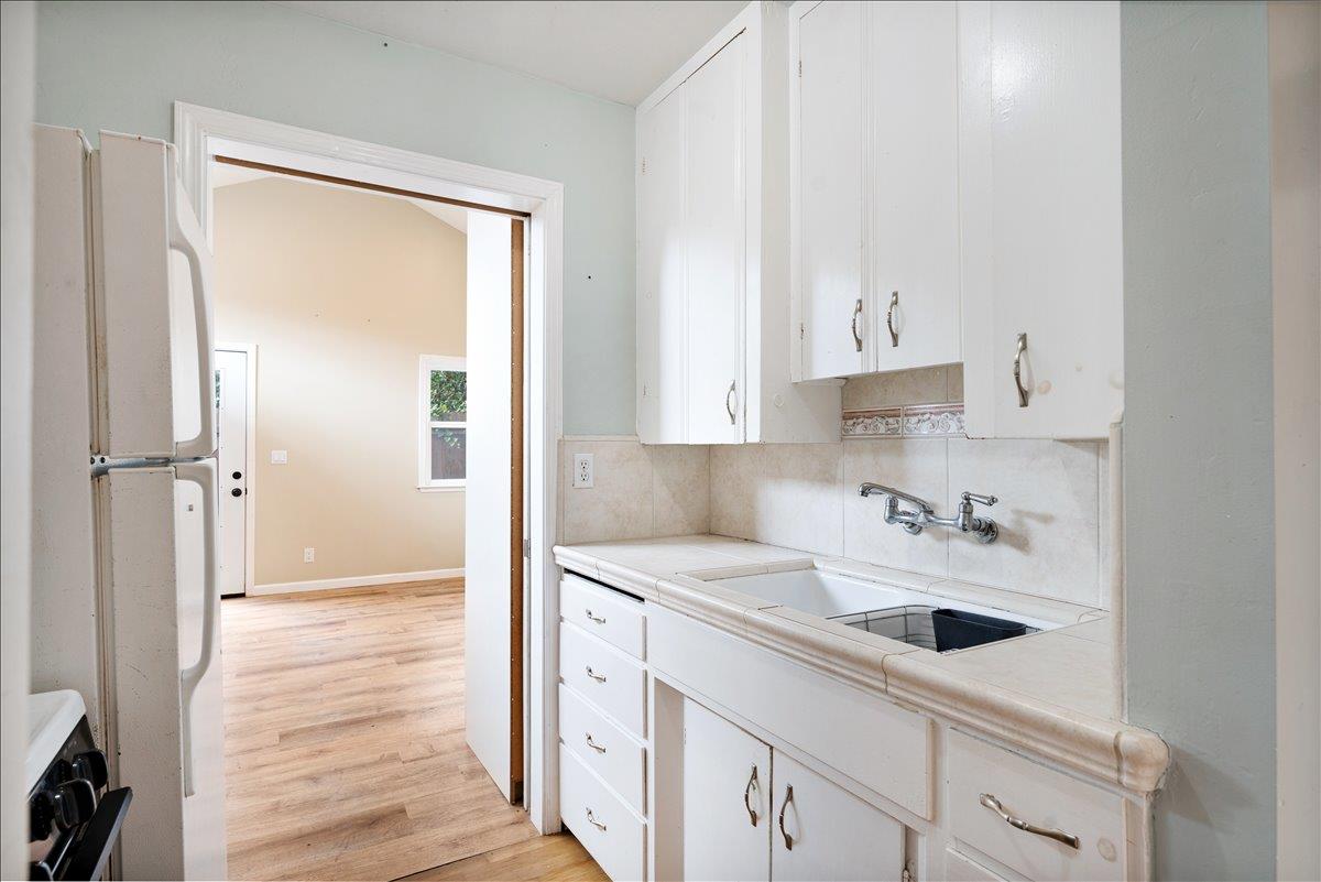 Detail Gallery Image 22 of 36 For 735 Eaton St, Santa Cruz,  CA 95062 - 2 Beds | 1/1 Baths