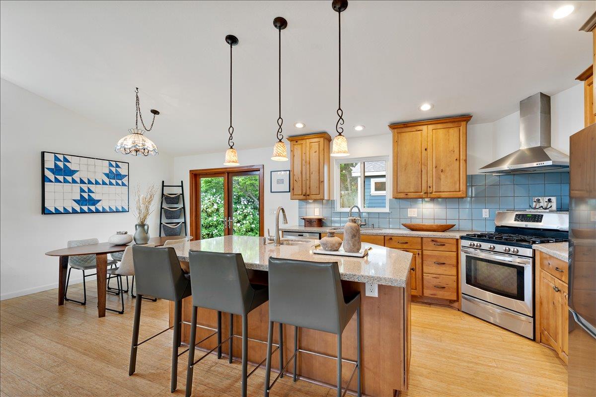 Detail Gallery Image 9 of 36 For 735 Eaton St, Santa Cruz,  CA 95062 - 2 Beds | 1/1 Baths