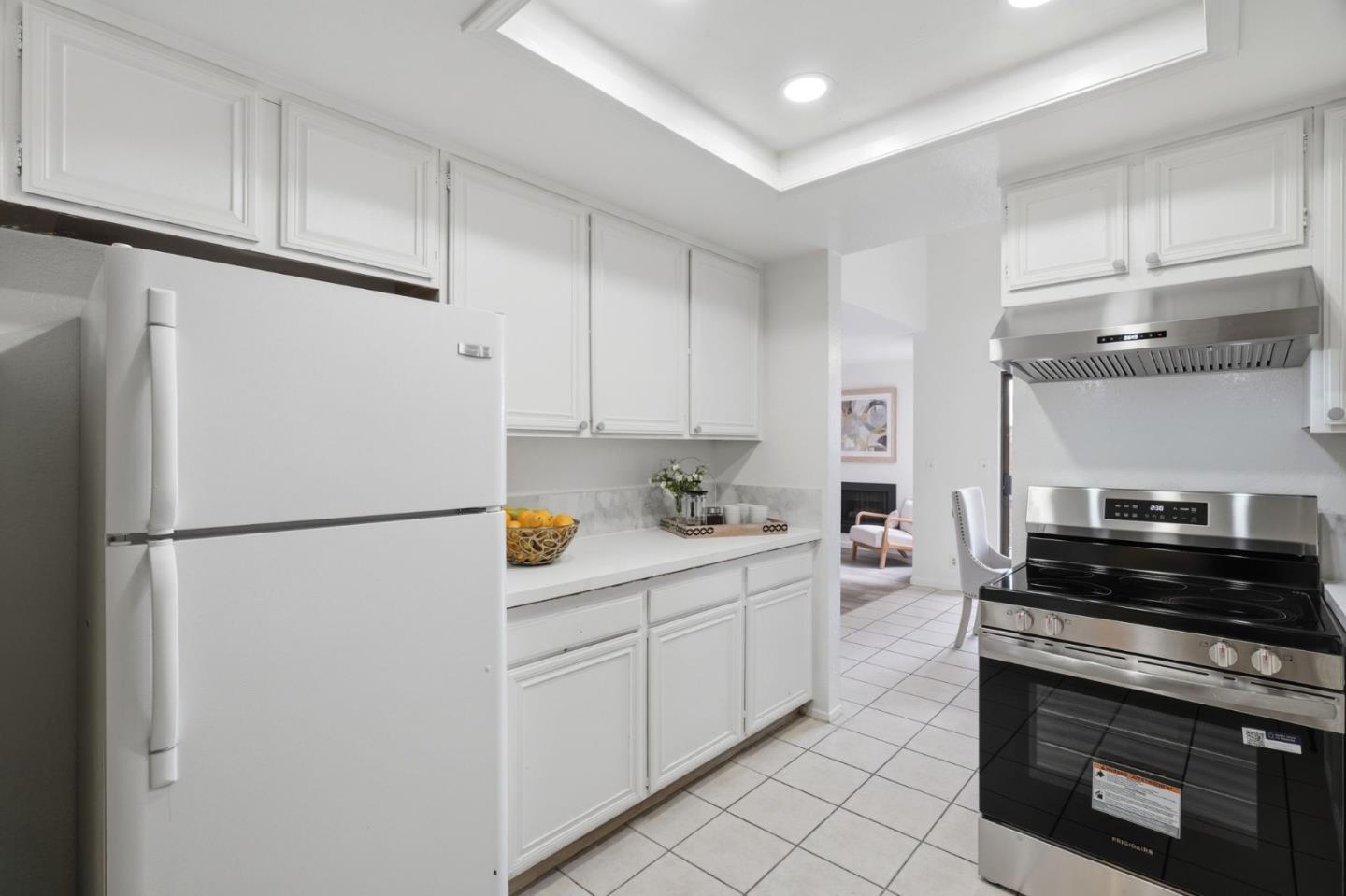 Detail Gallery Image 14 of 43 For 3133 Acorn Ct, San Jose,  CA 95117 - 3 Beds | 2/1 Baths