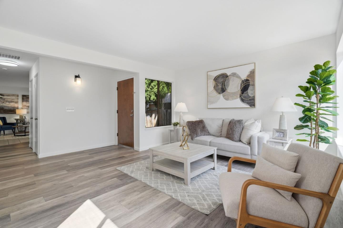 Detail Gallery Image 6 of 43 For 3133 Acorn Ct, San Jose,  CA 95117 - 3 Beds | 2/1 Baths