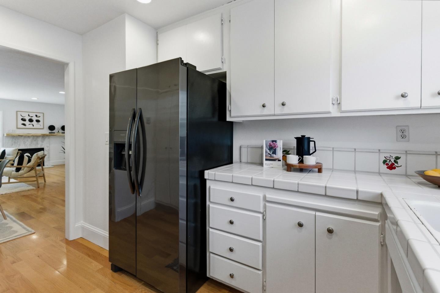 Detail Gallery Image 15 of 39 For 331 Walnut Ave, Santa Cruz,  CA 95060 - 2 Beds | 1/1 Baths