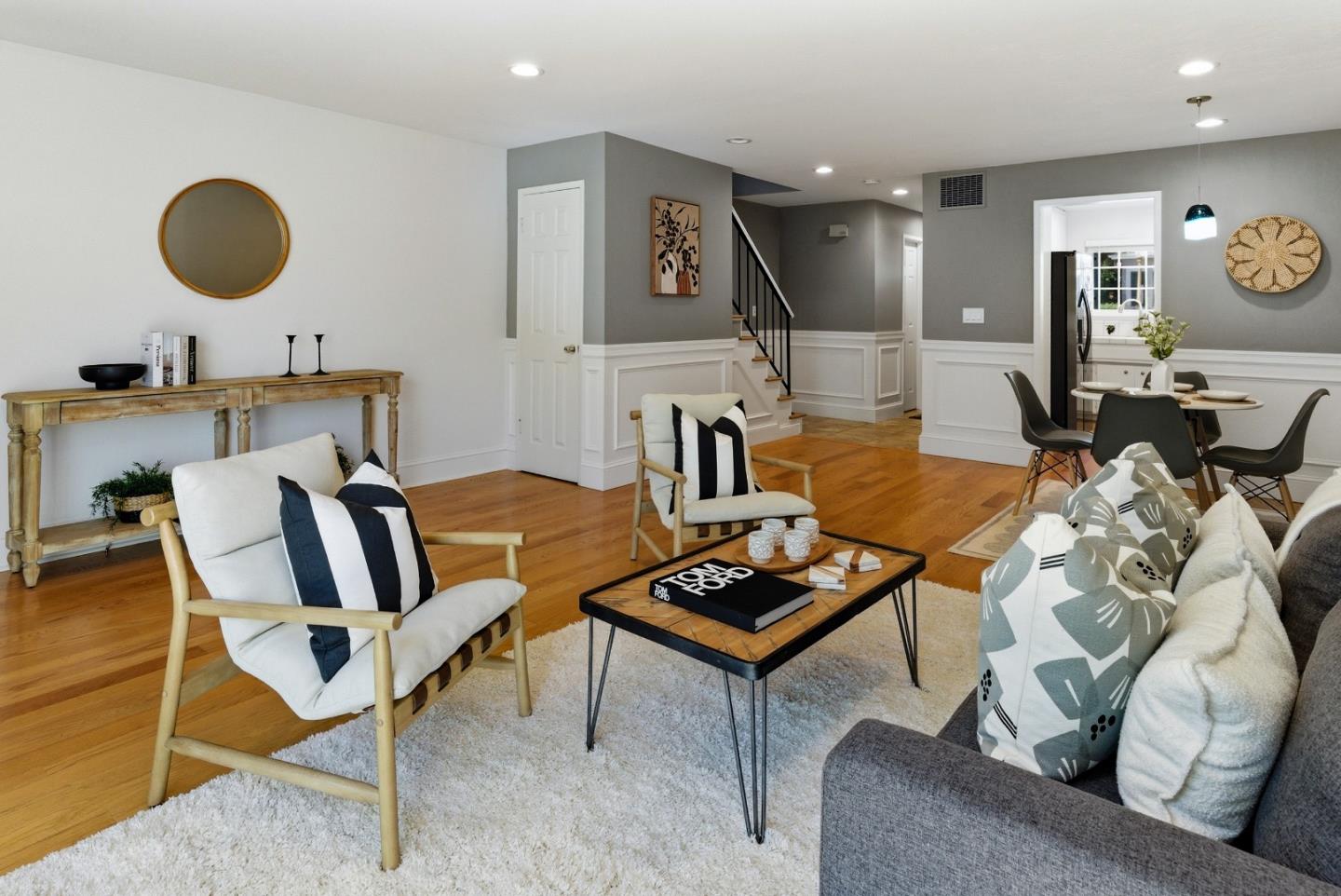 Detail Gallery Image 8 of 39 For 331 Walnut Ave, Santa Cruz,  CA 95060 - 2 Beds | 1/1 Baths