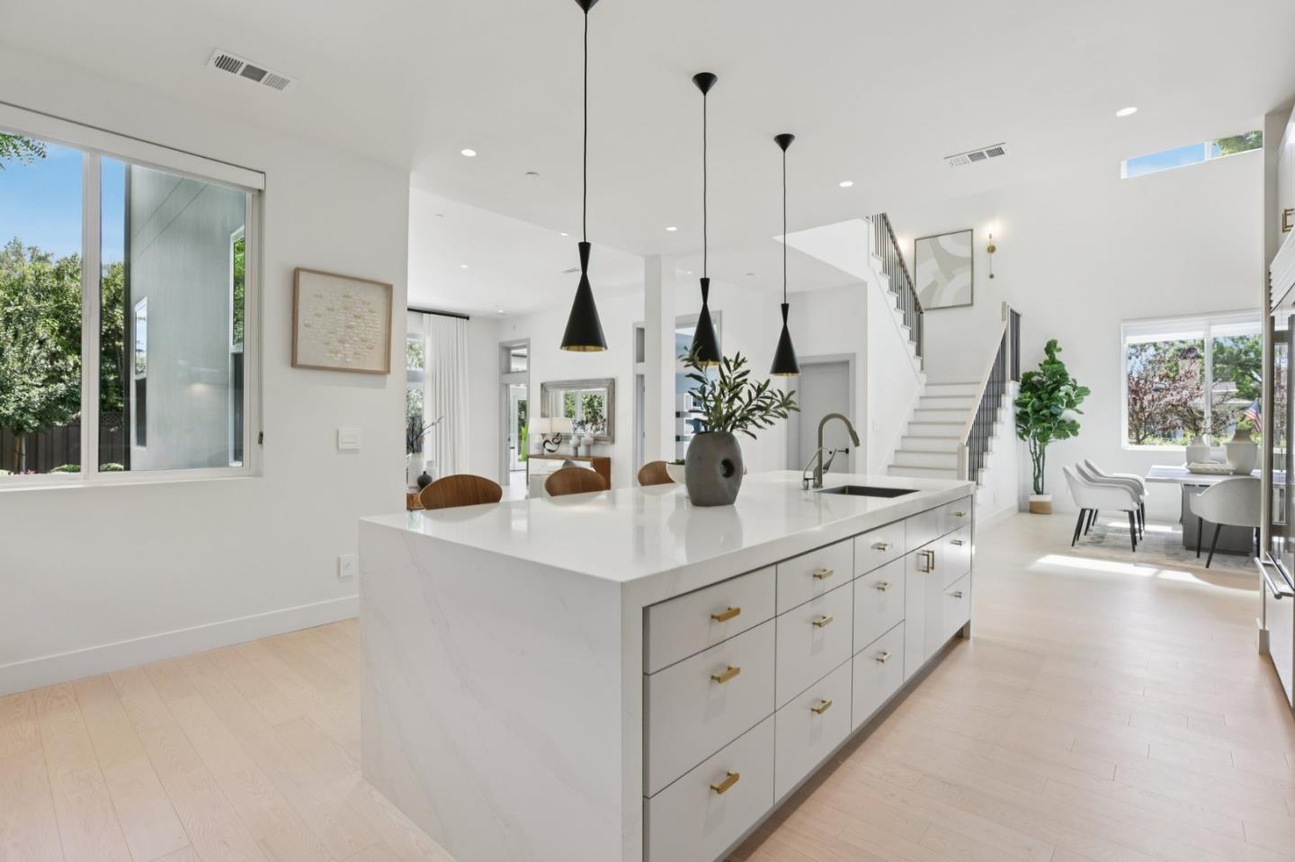 Detail Gallery Image 13 of 119 For 2446 Westgate Ave, San Jose,  CA 95125 - 4 Beds | 3/1 Baths