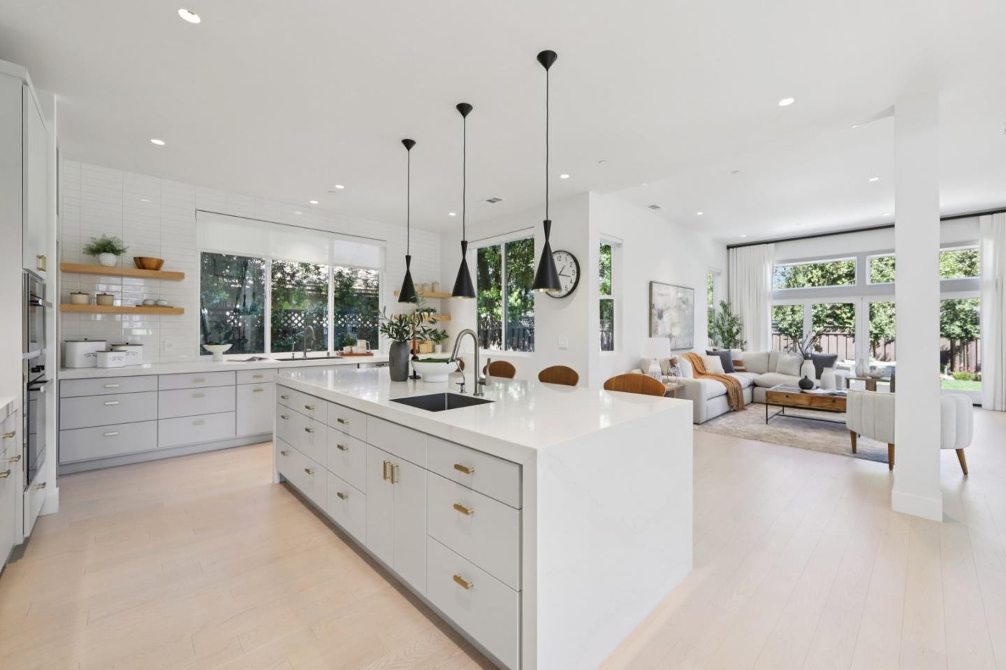 Detail Gallery Image 16 of 119 For 2446 Westgate Ave, San Jose,  CA 95125 - 4 Beds | 3/1 Baths