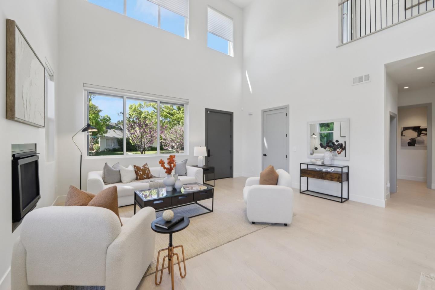 Detail Gallery Image 3 of 119 For 2446 Westgate Ave, San Jose,  CA 95125 - 4 Beds | 3/1 Baths