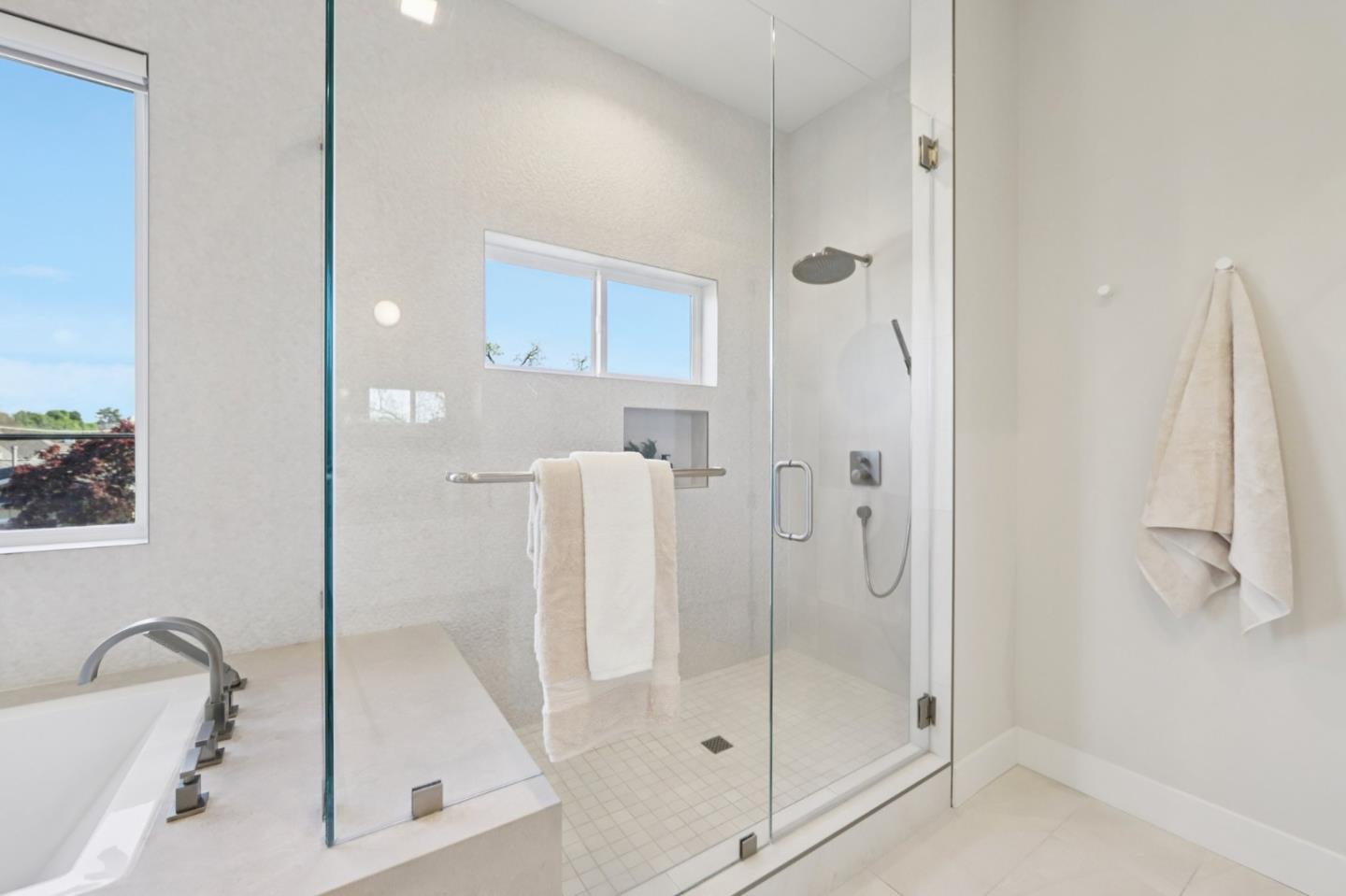 Detail Gallery Image 42 of 119 For 2446 Westgate Ave, San Jose,  CA 95125 - 4 Beds | 3/1 Baths