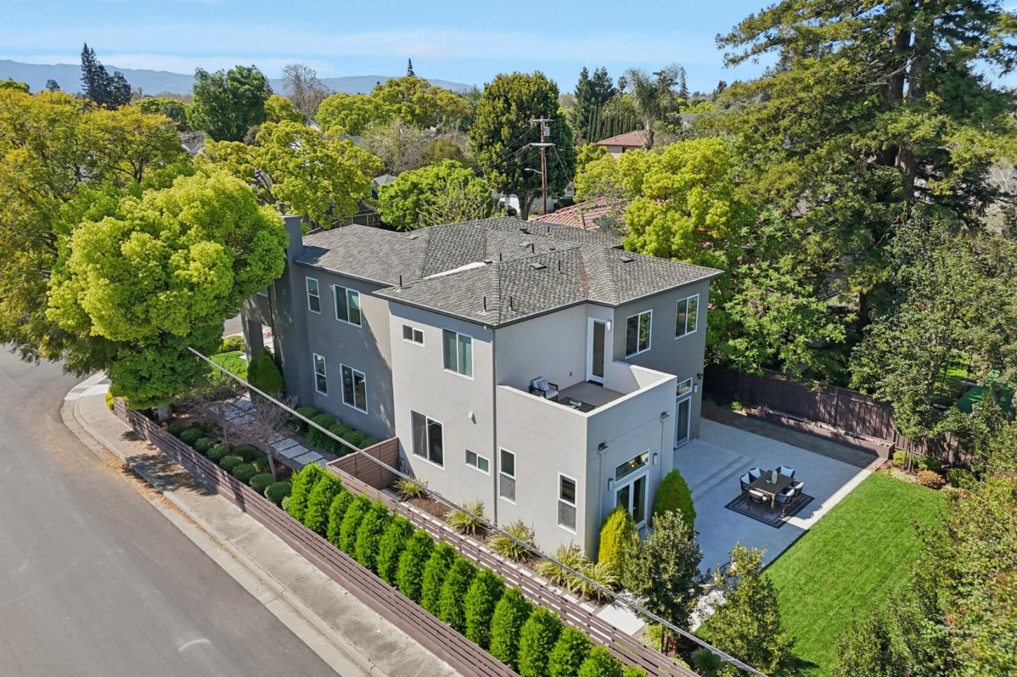 Detail Gallery Image 92 of 119 For 2446 Westgate Ave, San Jose,  CA 95125 - 4 Beds | 3/1 Baths