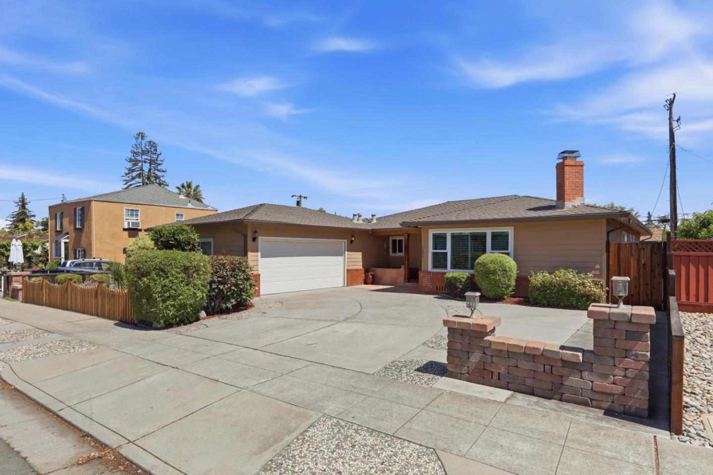 Detail Gallery Image 4 of 36 For 1484 Bird Ave, San Jose,  CA 95125 - 3 Beds | 2 Baths