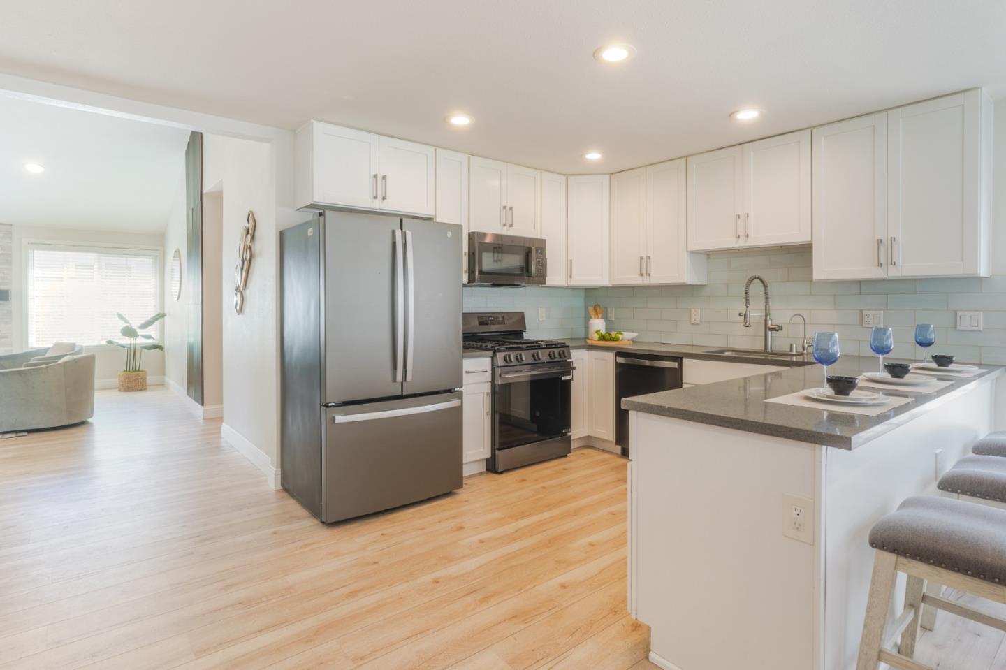 Detail Gallery Image 14 of 56 For 4119 Arpeggio Ave, San Jose,  CA 95136 - 3 Beds | 2 Baths