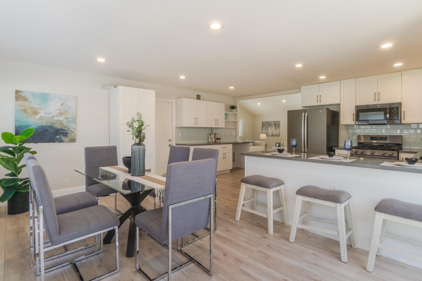 Detail Gallery Image 19 of 56 For 4119 Arpeggio Ave, San Jose,  CA 95136 - 3 Beds | 2 Baths