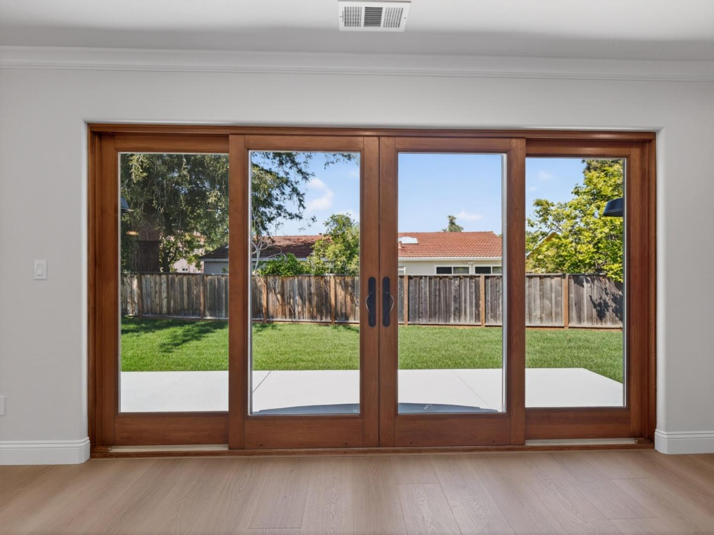 Detail Gallery Image 14 of 37 For 3197 Knights Bridge Rd, San Jose,  CA 95132 - 3 Beds | 2 Baths