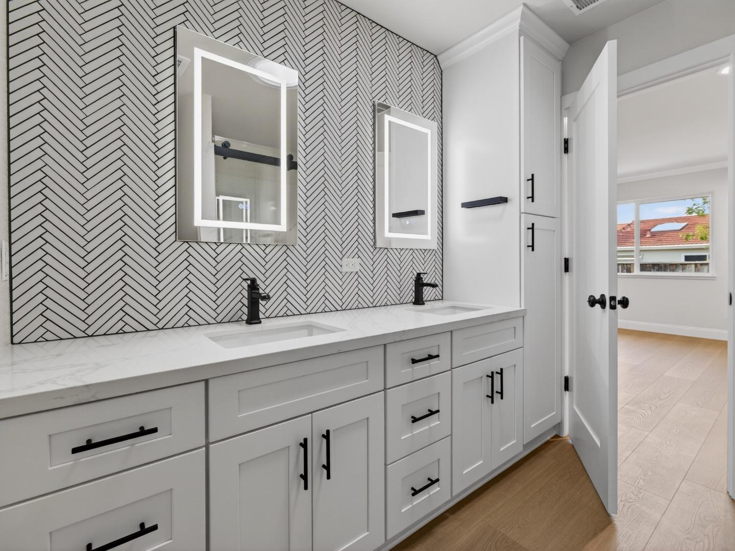 Detail Gallery Image 19 of 37 For 3197 Knights Bridge Rd, San Jose,  CA 95132 - 3 Beds | 2 Baths