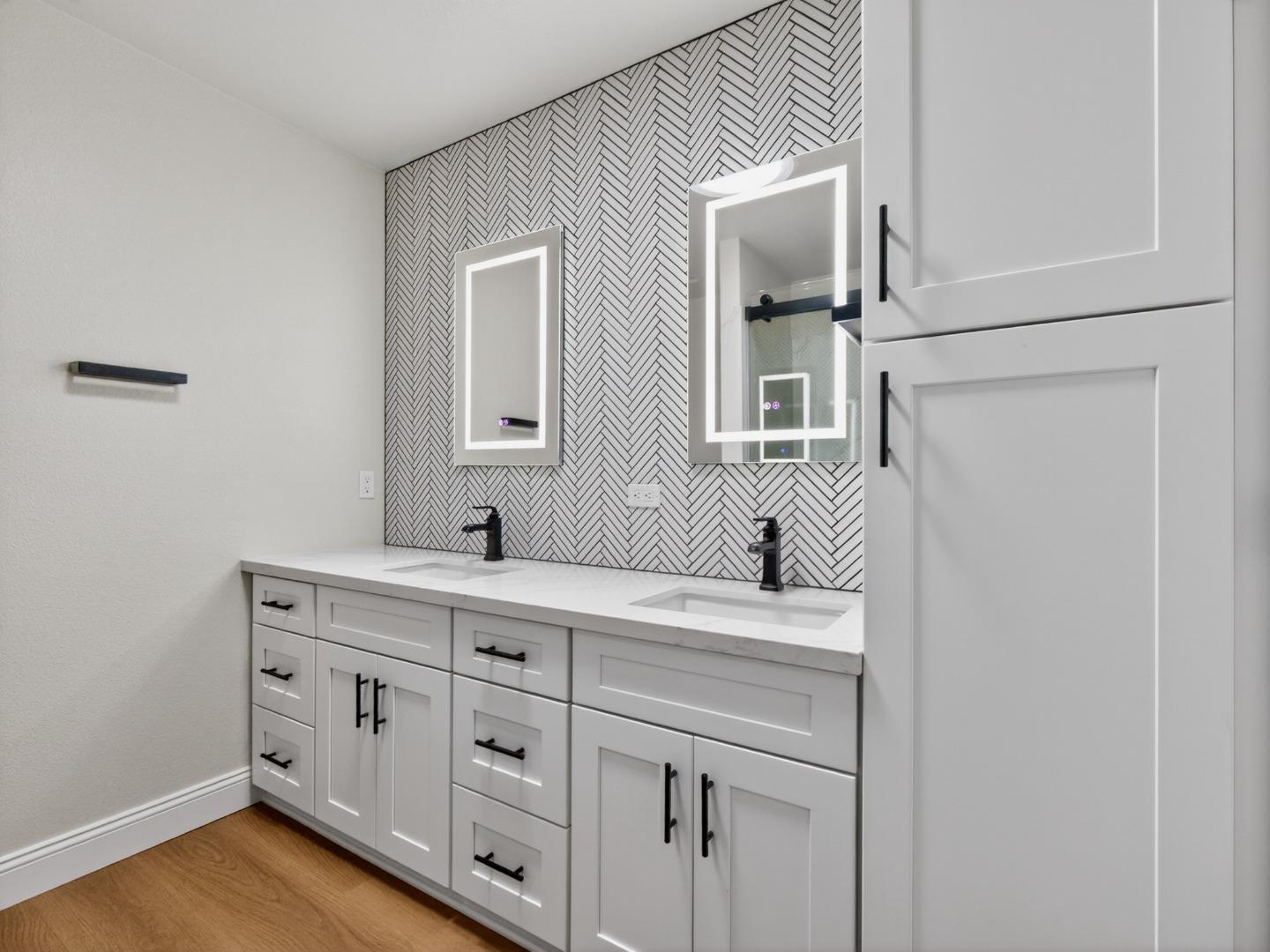 Detail Gallery Image 20 of 37 For 3197 Knights Bridge Rd, San Jose,  CA 95132 - 3 Beds | 2 Baths