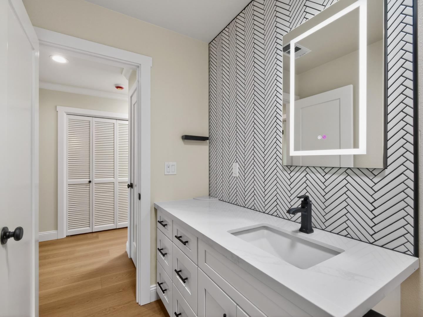 Detail Gallery Image 26 of 37 For 3197 Knights Bridge Rd, San Jose,  CA 95132 - 3 Beds | 2 Baths