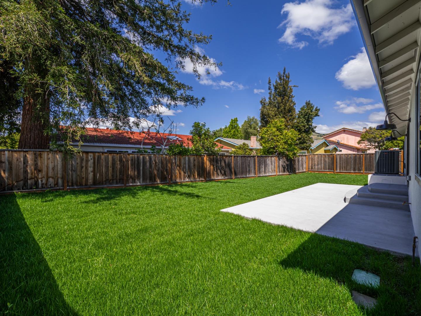 Detail Gallery Image 31 of 37 For 3197 Knights Bridge Rd, San Jose,  CA 95132 - 3 Beds | 2 Baths