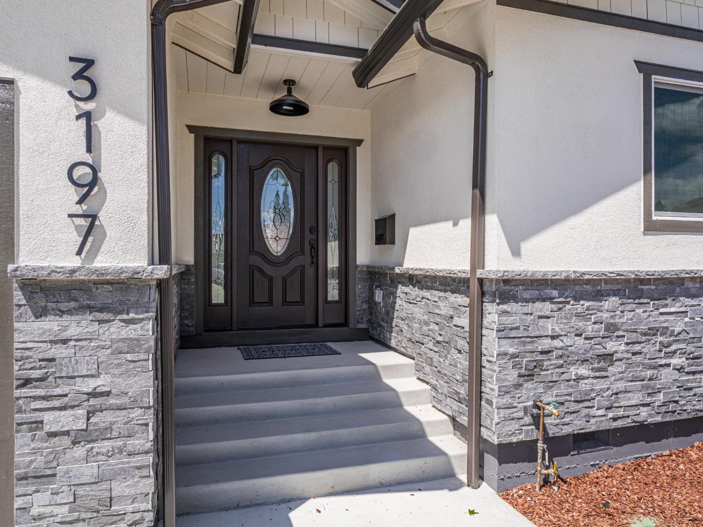 Detail Gallery Image 4 of 37 For 3197 Knights Bridge Rd, San Jose,  CA 95132 - 3 Beds | 2 Baths