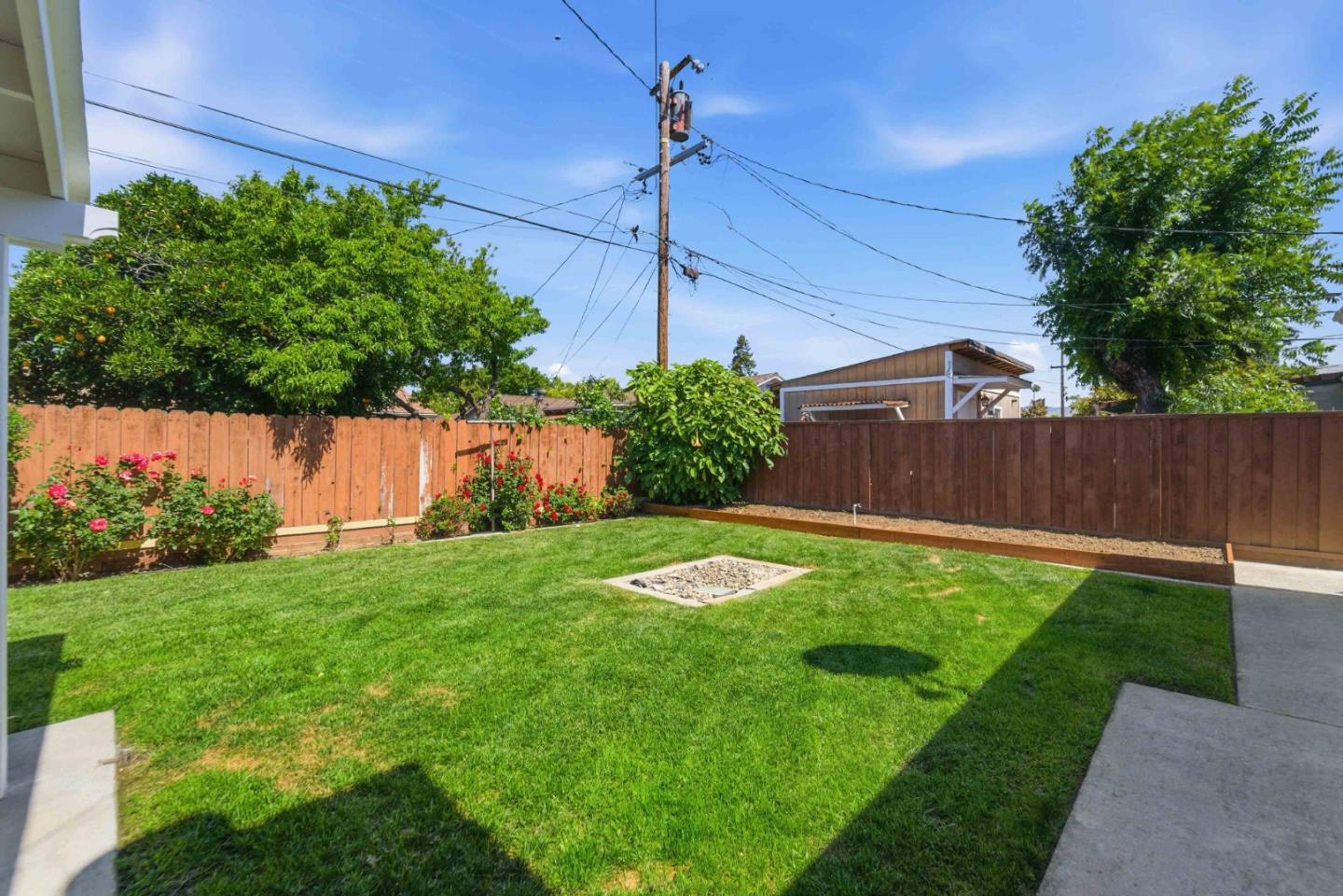 Detail Gallery Image 21 of 24 For 487 Salmon Dr, San Jose,  CA 95111 - 3 Beds | 2 Baths