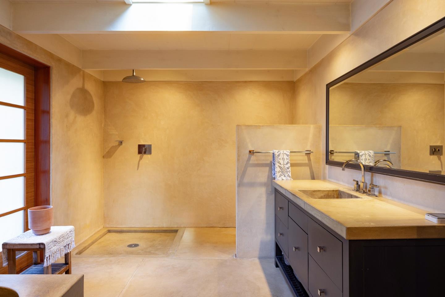 Detail Gallery Image 29 of 38 For 37 E Garzas Rd, Carmel Valley,  CA 93924 - 3 Beds | 3 Baths