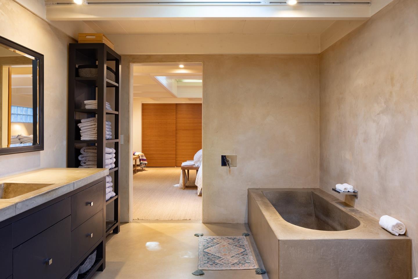 Detail Gallery Image 30 of 38 For 37 E Garzas Rd, Carmel Valley,  CA 93924 - 3 Beds | 3 Baths