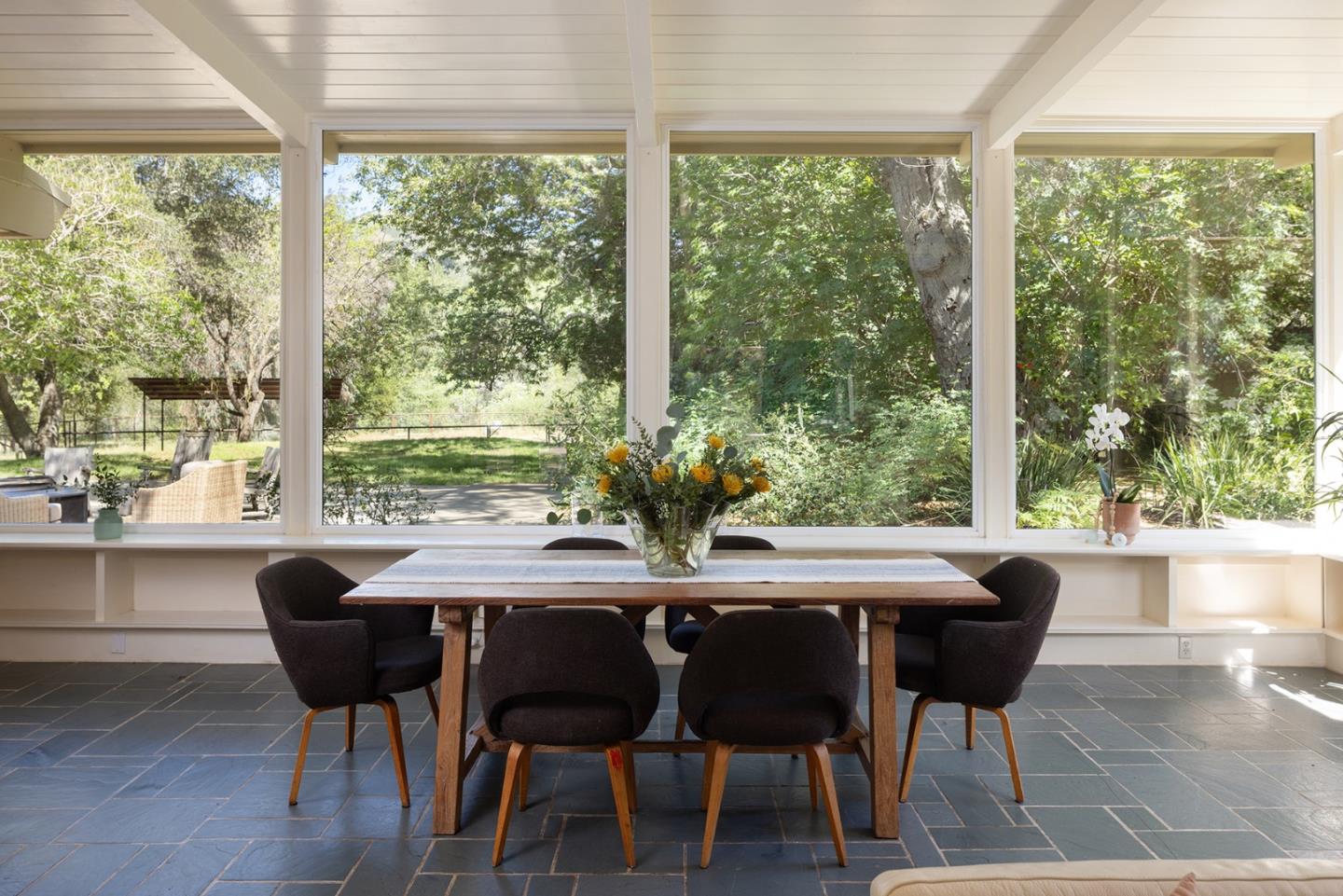 Detail Gallery Image 6 of 38 For 37 E Garzas Rd, Carmel Valley,  CA 93924 - 3 Beds | 3 Baths