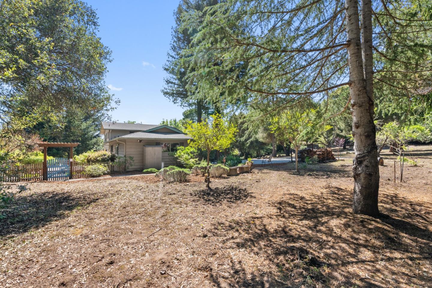 Detail Gallery Image 24 of 63 For 3498 Soquel San Jose Rd, Soquel,  CA 95073 - 4 Beds | 2 Baths