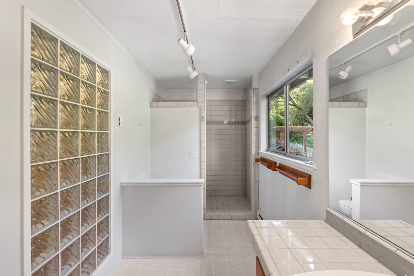 Detail Gallery Image 39 of 63 For 3498 Soquel San Jose Rd, Soquel,  CA 95073 - 4 Beds | 2 Baths