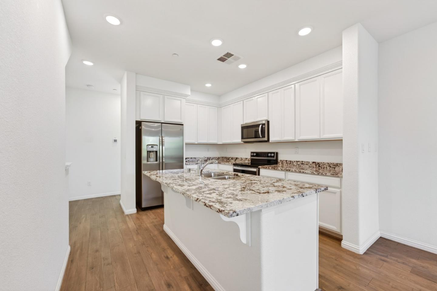 Photo #19: ML82043069 Listing: Photo #19