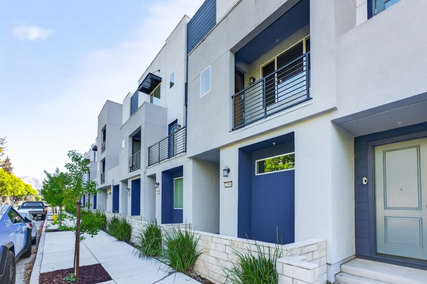 Photo #2: ML82043069 Listing: Photo #2