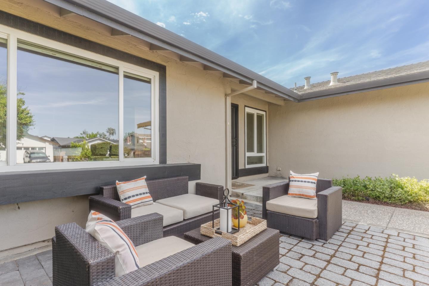 Detail Gallery Image 2 of 46 For 78 Southport Ct, San Jose,  CA 95138 - 4 Beds | 2 Baths