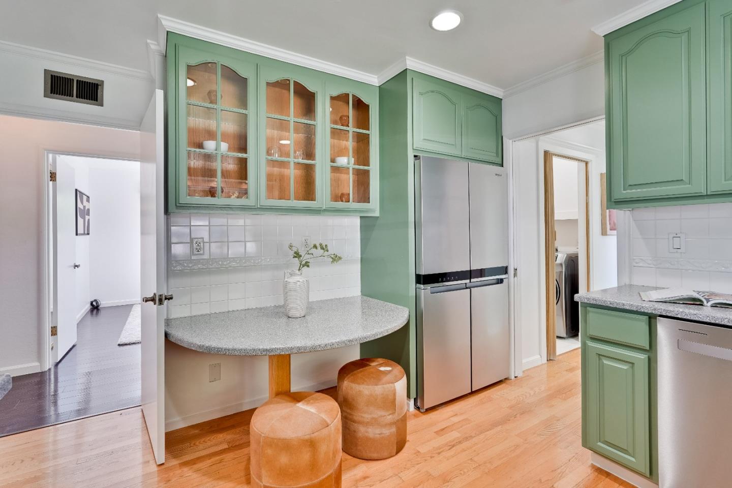 Detail Gallery Image 11 of 46 For 1040 Los Padres Blvd, Santa Clara,  CA 95050 - 3 Beds | 2 Baths